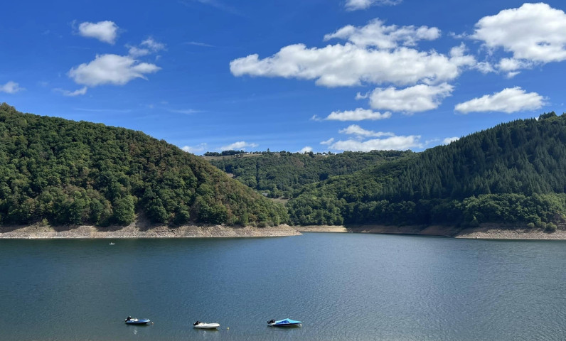 Camping La Source - Louer votre mobil home ou hébergement insolite dans l' Aveyron