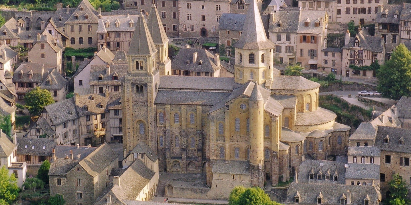 abbaye_w2000.jpg